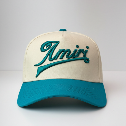 Gorra Amiri Beige & Turquesa – Estilo Exclusivo