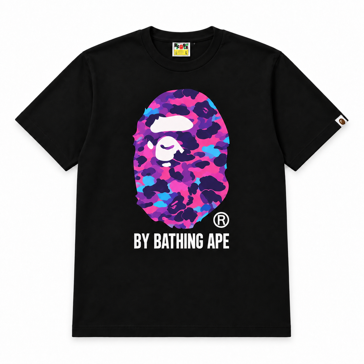 Camiseta negra By Bathing Ape con estampado camuflado morado