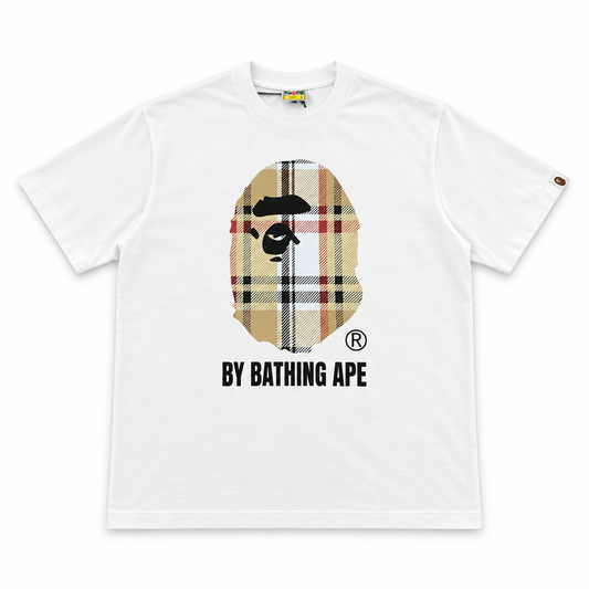 Camiseta Bape x Burberry blanca
