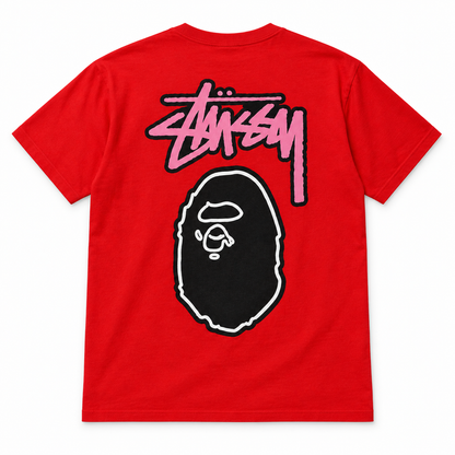 Camiseta Stüssy x Bape roja espalda
